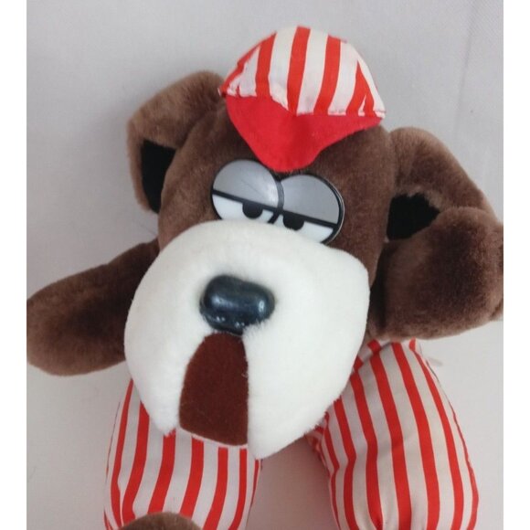 Vintage 1993 Sugar Loaf Brown Floppy Ear Dog Super Soft In Ball Cap & Overalls - Picture 2 of 9